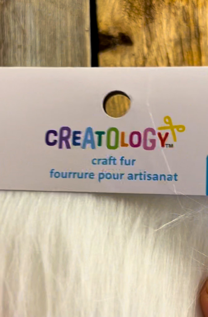 Creatology craft fur in white