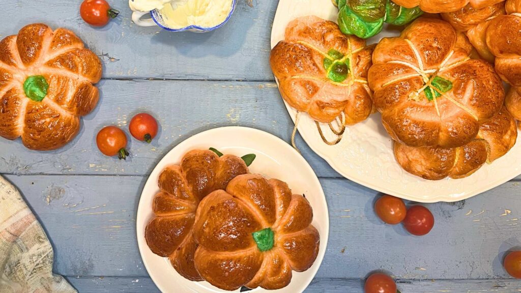 Pumpkin Shaped Bagels Near Me Now Available at Local Bakeries