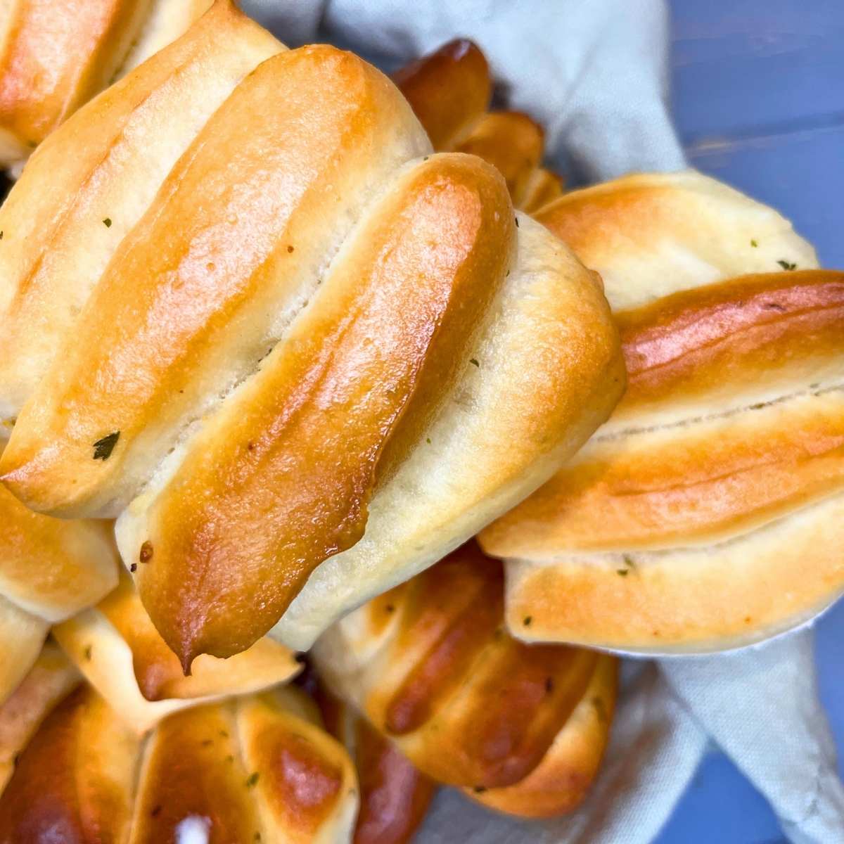 Big Batch Pull Apart Dinner Rolls